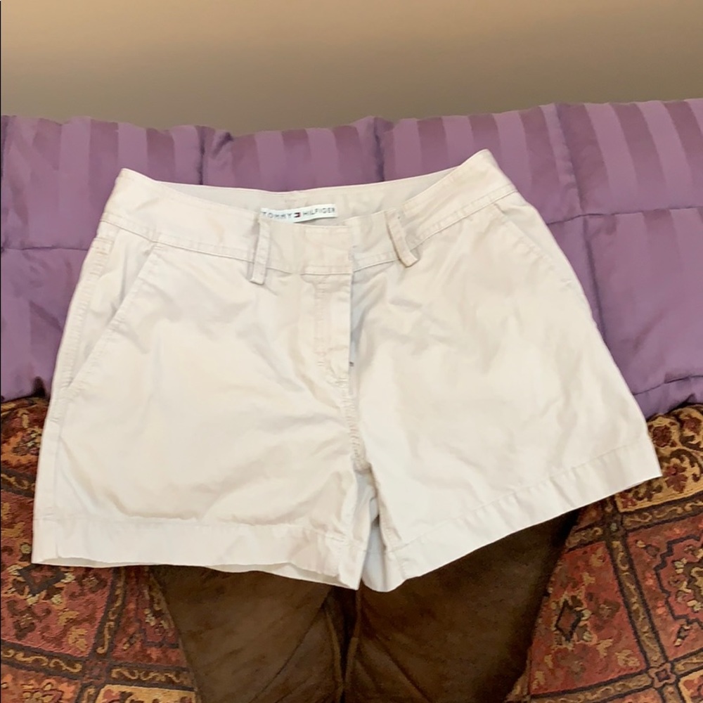 Tommy Hilfiger size 4 khaki shorts